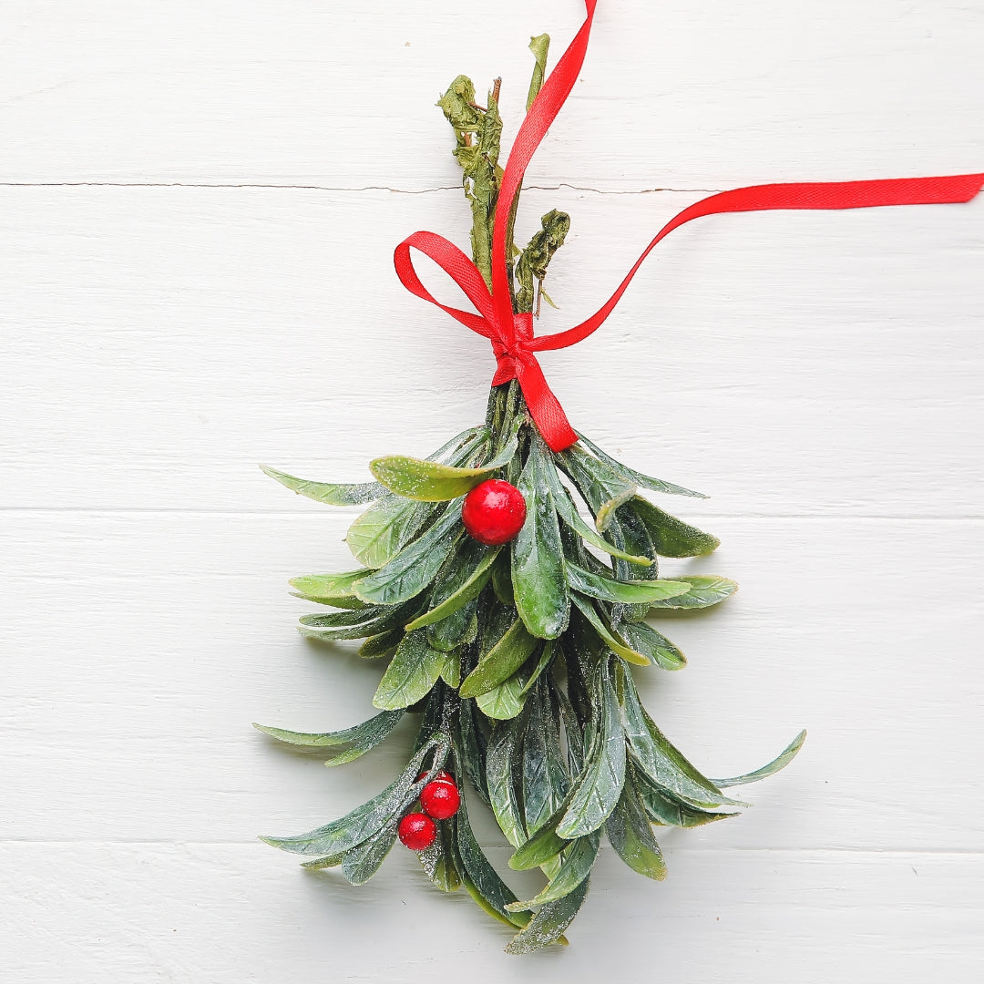 Under the Mistletoe 8oz Candle